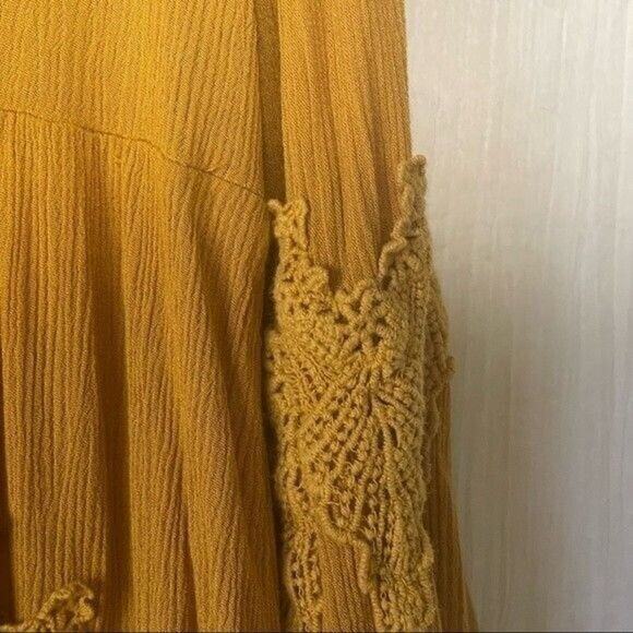 Taylor & Sage Womens Small Mustard Bell Sleeve Tie V-Neck Boho Peasant Blouse - Picture 8 of 10